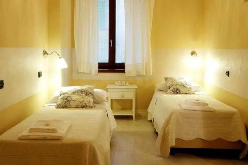 Botton D'Oro B&B Bergamo 4*,  Włochy